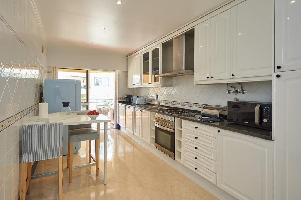 Oceanario 2 Bedroom Apartment - Sea View And Pool Кашкайш Екстер'єр фото